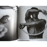 Mapplethorpe, Robert. Robert Mapplethorpe Portfolio No 33 - TC Books